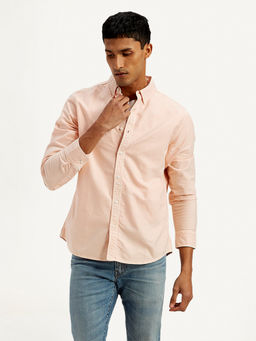 Levi's - Men's Peach Solid Slim Fit Shirt
