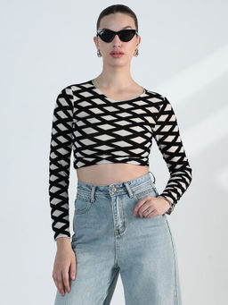SHOWOFFFF - Edition Women's Geometric White Fitted Crop Top