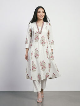 max - White Floral Cotton Regular Kurta and Pant