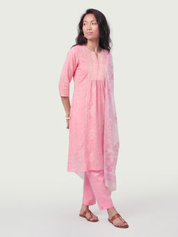 max - Pink Floral Cotton Blend Regular Kurta with Pant and Dupatta