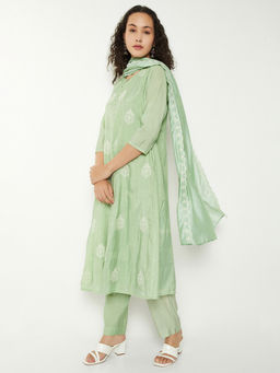 max - Green Embroidered Chanderi Regular Kurta with Pant and Dupatta