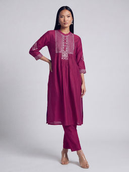 max - Magenta Embroidered Polyester Blend Regular Kurta and Pant