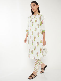 max - White Floral Cotton Slub Regular Kurta and Pant
