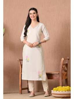 Gahan - Women White Floral Embroidered Straight Kurta