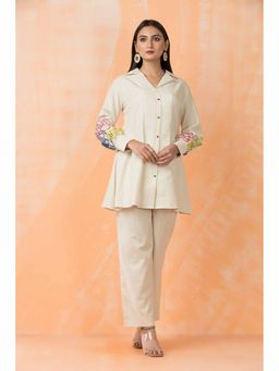 Autumnlane - Niharika Daisy Cream Solid Handwork Kurti with Pant (Set of 2)