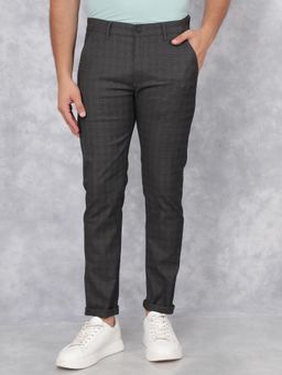CRIMSOUNE CLUB - Men Grey Checks Slim Fit Casual Trouser