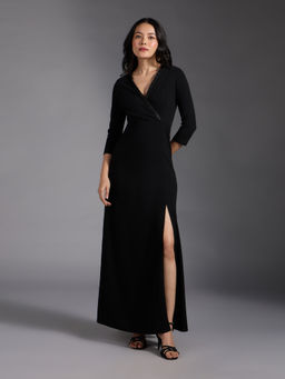 Twenty Dresses by Nykaa Fashion - Black Solid V Neck Fit and Flare Gown