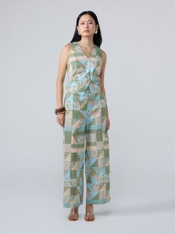 Twenty Dresses by Nykaa Fashion - Multicolor Floral Vest Top Straight Pants Co Ord (Set of 2)
