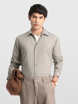 Arrow Newyork - Beige Solid Microfibre Slim Fit Shirt