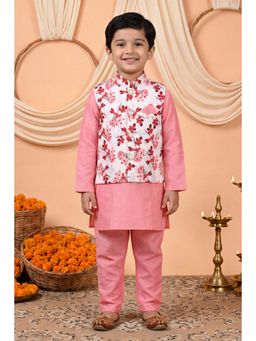 BT DEZINES - Pink Cotton Blend Full Sleeves Floral Kurta With Pyjama & Nehru Jacket