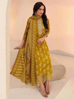 Gerua By Libas - Women Mustard Cotton Blend Kurta with Trouser