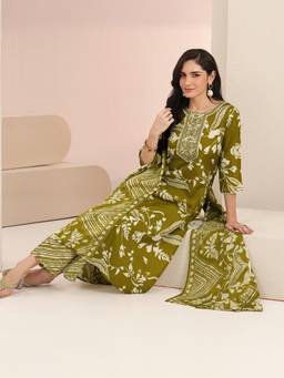 Gerua By Libas - Women Green Cotton Blend Kurta with Trouser