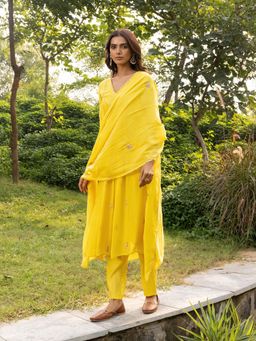 Vannya B - Ritika Women Yellow Mul Chanderi Festive Kurta and Pant with Dupatta