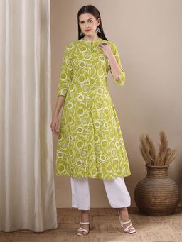 FASHOR - Green Ethnic Floral Printed A-Line Panelled Kurta