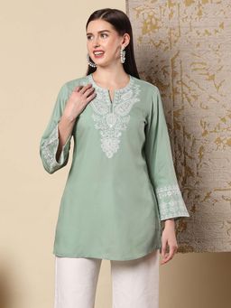 FASHOR - Green Thread Work Embroidered Straight Fit Kurti