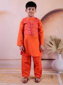 Orange color option, Currently selected