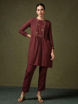 SAAKI - Sienna Maroon Embroidered Kurta with Pant (Set of 2)