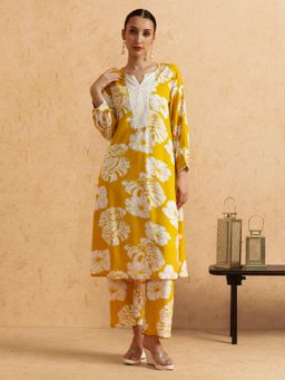 SHAHAD - Floral Embroidered Straight Kurta and Pant (Set of 2)