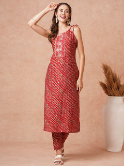 FASHOR - Lahiya Printed Resham & Sequins Embroidered Kurta With Pant- Red (Set of 2)