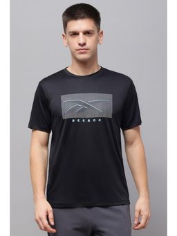 Reebok - Men Black Polyester Blend Half Sleeves T-Shirt