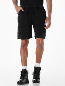 Jack & Jones - Men Mid Rise Regular Fit Black Shorts