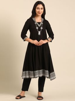 Imara - Women Black Viscose Solid Kurta