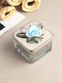 Silver color option