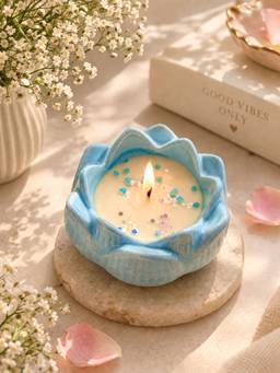 VIRAASI - Lotus Candle