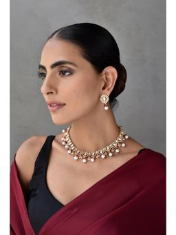 SWABHIMANN - Pranavi White Polki Necklace with Earrings