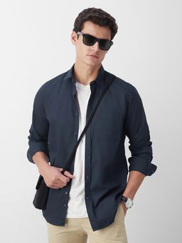 Peter England - Men Navy Slim Fit Solid Shirt