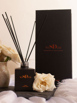 wiSDom by Sheetal Desai - Orchid & Vanilla Luxury Scented Reed Diffuser