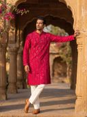 Pink color option, Currently selected