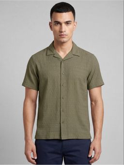 R&B - Olive Textured Men Half Sleeves Shirt