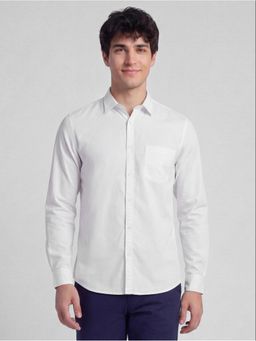 R&B - White Solid Men Half Sleeves Shirt