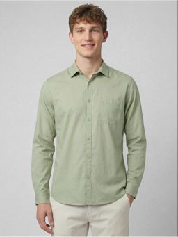 R&B - Green Solid Men Half Sleeves Shirt