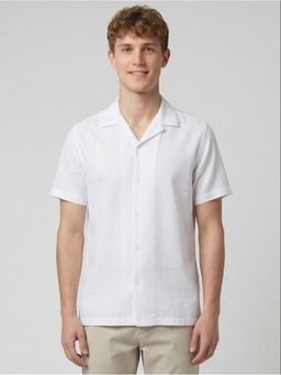 R&B - White Solid Men Half Sleeves Shirt