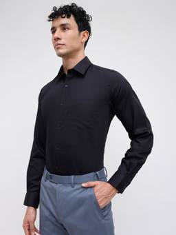 Park Avenue - Mens Black Regular Fit Solid Shirt
