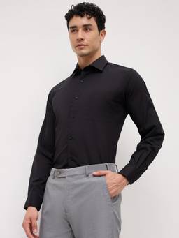 Park Avenue - Mens Regular Fit Solid Black Shirt