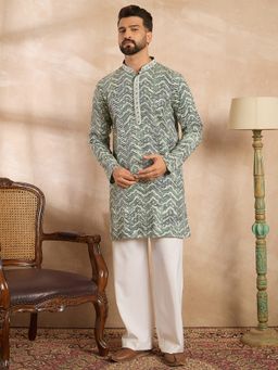 ETHNIC BAY - Men Silk Blend Green Geometric Kurta with Pyjama
