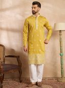 Yellow color option, Currently selected