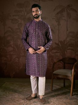 ETHNIC BAY - Men Silk Blend Purple Ethnic Kurta with Pyjama