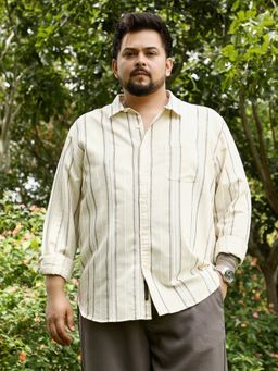 Instafab Plus - Men Off White Shadow Stripe Jacquard Shirt