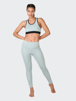 Kica - Set: High Support Sports Bra & Super High Waisted Leggings - Green