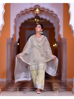Vaasva Jaipur - Women Green Cotton Embroidered Kurta with Pant and Dupatta