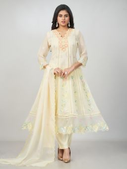 Amchoor - Women Cream Polyester Floral Kurta with Pant and Dupatta
