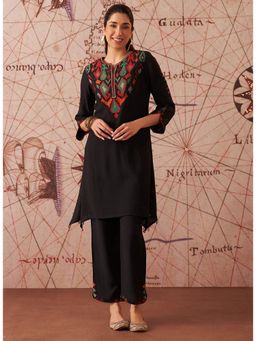 Lakshita - Women Black Viscose Rayon Embroidered Kurta with Pant