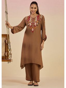 Lakshita - Women Brown Viscose Rayon Embroidered Kurta with Pant