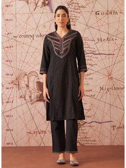 Lakshita - Women Black Cotton Flex Embroidered Kurta with Pant