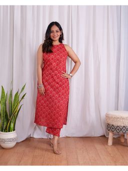 Sivaka India - Women Red Cotton Printed Kurta with Pant