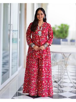 Sivaka India - Women Red Cotton Floral Kurta with Palazzo